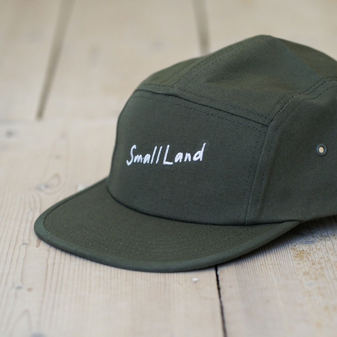 Småland / Small Land 5-panel-keps. Teracotta / Isterbandsfärgad